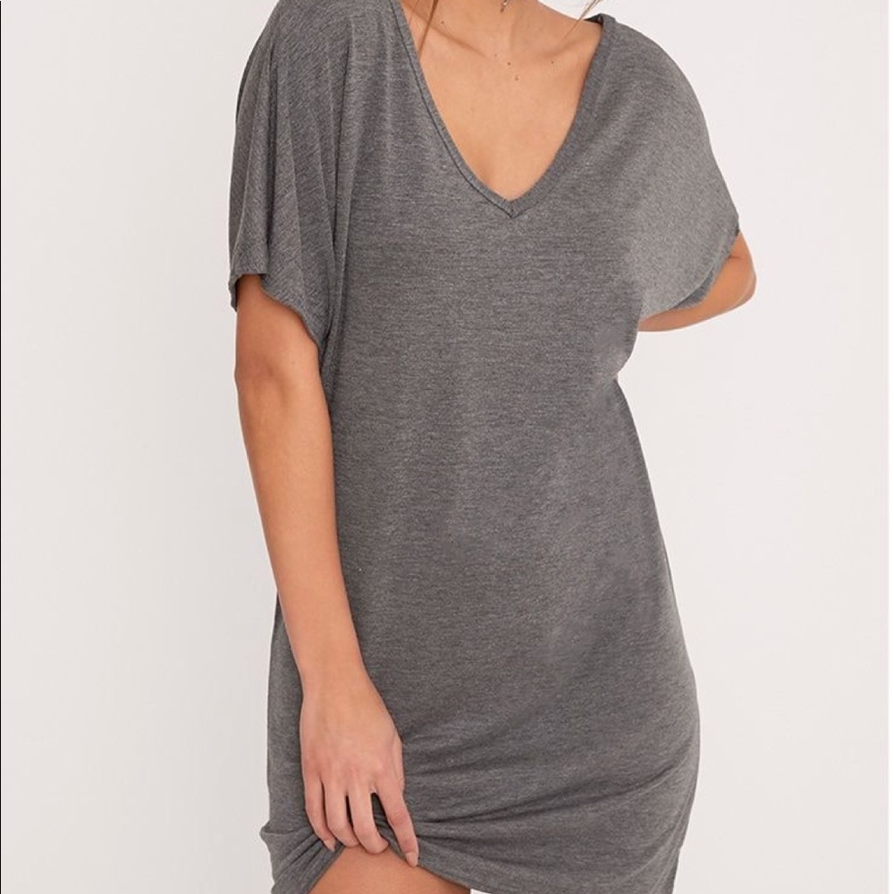 Tresics V-Neck Casual Dress